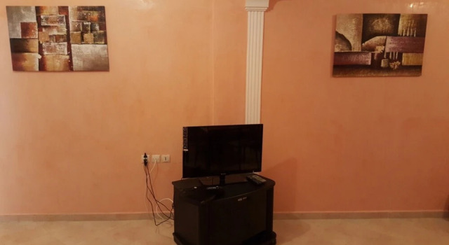 Apartment With 2 Rooms in Martil, With Wonderful City View, Pool Acces, Rezerwuj Apartament Hotele w Tanger-Tetouan z parkingiem, Parking