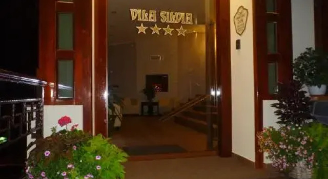 Vila Silvia, Book Hotel Sovata Mureş