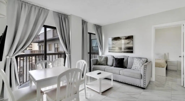 Enclave Apartments at International Drive