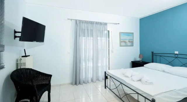 Deluxe Apartments Giamatasta, Забронировать Апартаменты/квартира Отели Маркопоуло - Месогаиа с парковкой, Парковка