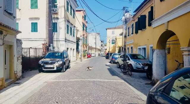 Family House in Corfu Town, old Port, Забронировать Отель Отели Острова Корфу с парковкой, рядом с Главная больница Корфу, Парковка