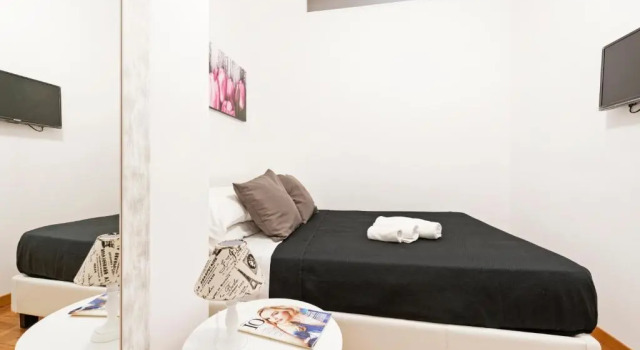White Flat Labicana, Забронировать Отель Отели Рима 4 звезды, рядом с Piazza San Giovanni in Laterano, 4*