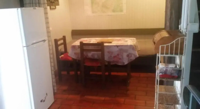 maison pierre et voute au c ur du village, 예약 호텔 Balazuc Ardèche