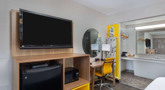 Days Inn Holladay, Boek Hotel Hotels in Tennessee met ontbijt, Ontbijt