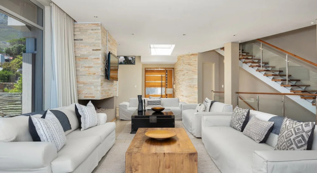 1st Cres Street 14, Забронировать Отель Отели Cape Peninsula с бассейном, Бассейн