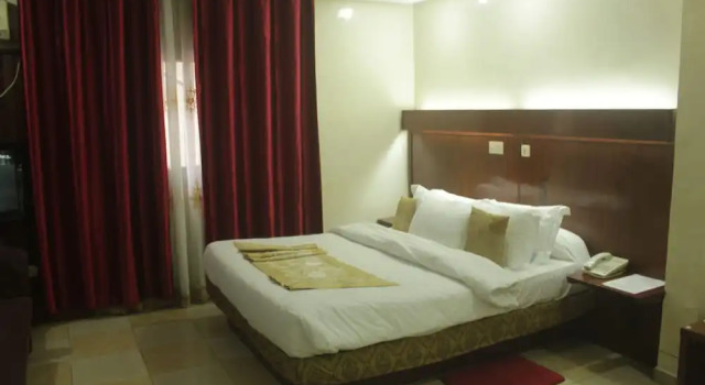 Standardowy pokój Somatel Hotel