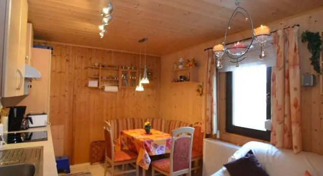 Beautiful Holiday Home With Terrace, Prenota Hotel  