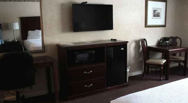 Двухместный номер Premium Shiretown Inn & Suites