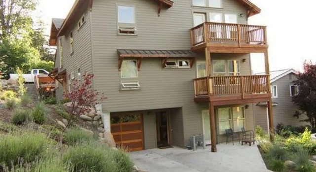 Hutson's Hideaway 1 Bedroom 1 Bathroom Apts, Prenota Hotel Hood River Columbia River Gorge