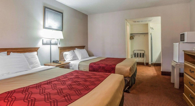 Четырёхместный номер Standard Econo Lodge St George North - Near Pioneer Park