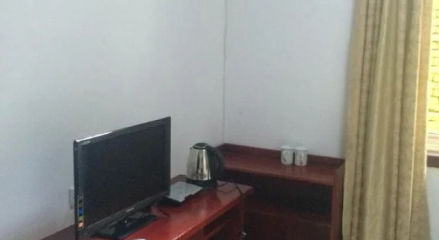 Qingdao Guanhaichao Business Hotel