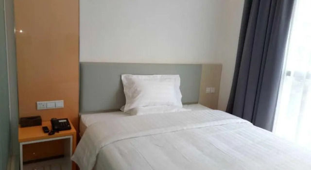 Номер Standard 7Days Inn Chongqing Banan Yudong Pedestrian Street Duhuili Branch