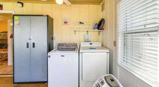 Коттедж Walk to Ocean: Lovely Myrtle Beach Getaway