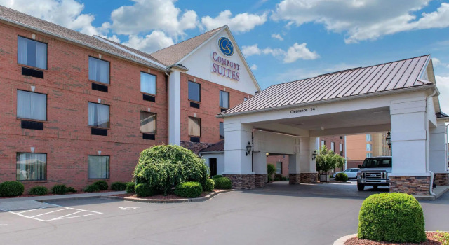 Двухместный люкс Comfort Suites Louisville Airport
