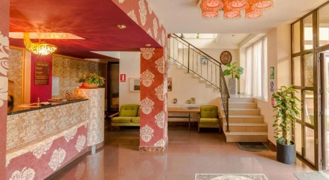 Pensiunea Sun-Reno, Rezerwuj Hotel Hotele w Carpathians - Romania z parkingiem, Parking
