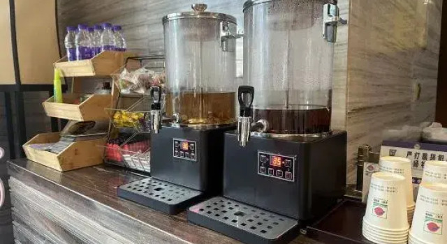 Zheng Ming Hotel, Rezerwuj Hotel Hotele biznesowe w Lishui, 4* 5*