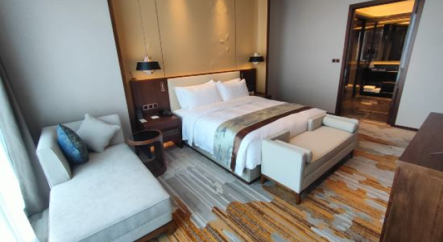 Люкс Deluxe Huajin International Hotel