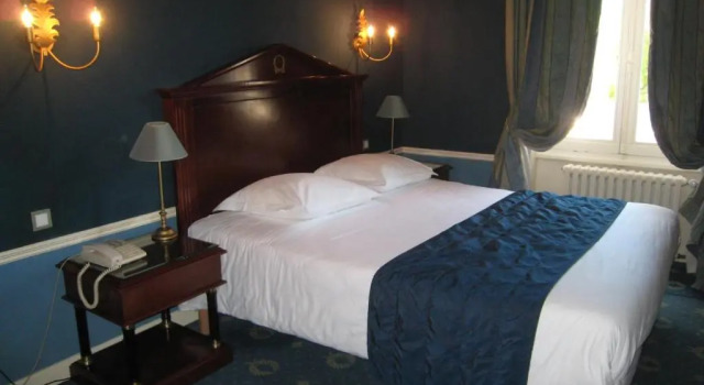 Номер Classic Logis Hôtel Les Maréchaux