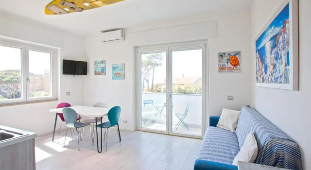 Коттедж с 2 комнатами Surf and Windsurfer House Anzio