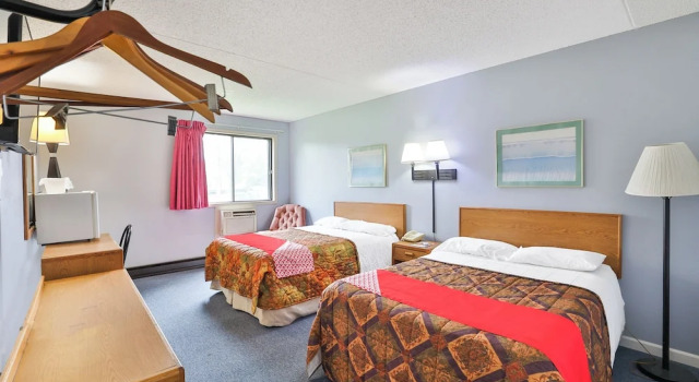 Четырёхместный номер Standard OYO Hotel Pipestone MN, Canterbury Park