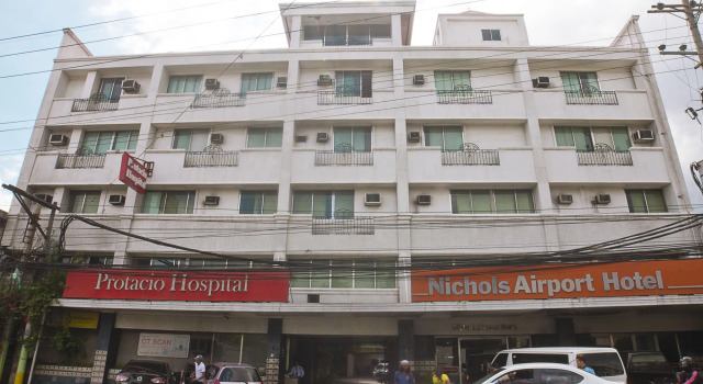Nichols Airport Hotel