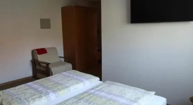 Ferienhaus Lerch, Book Hotel Hotels in Vorarlberg with Parking, Parking