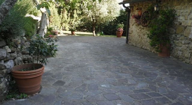 Secluded Holiday Home in Barberino del Mugello with Garden