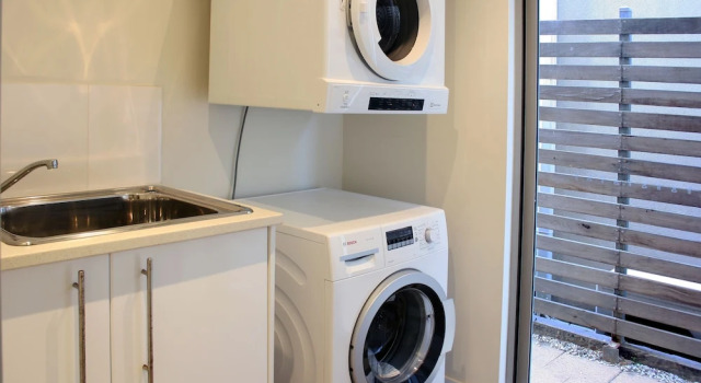 Апартаменты Luxury Penneshaw Oceanview Apartments