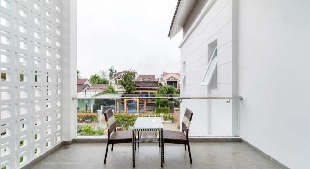 Двухместный номер Superior с балконом Chi Thanh Villa