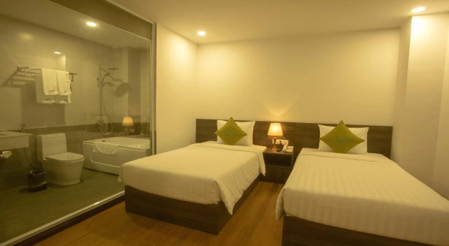 Lava Hotel, Rezervovat Hotel Hotely v Khanh Hoa s bazénem, Bazén
