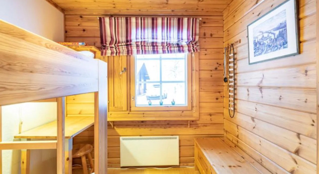 Lomaylläs h105 / pistopolku 2a, Buchen Sie Hotel Hotels in Lappland mit Parkplatz, Parkplätze