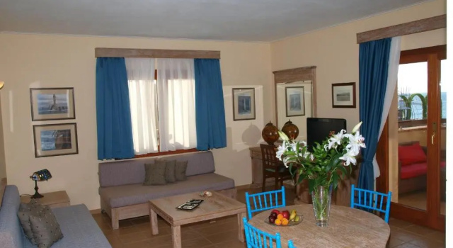 Апартаменты Deluxe Mylos Hotel Apartments