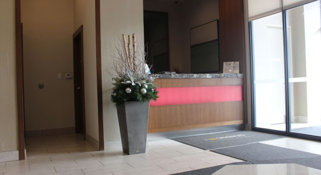 Deluxe Corner Suite - By Elite Suites