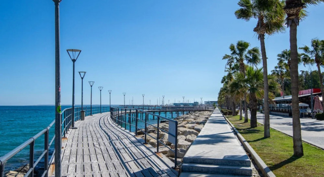 Sanders Cruise - Brand New 1-bdr Apt With Balcony, Boek Hotel Limasol Limassol