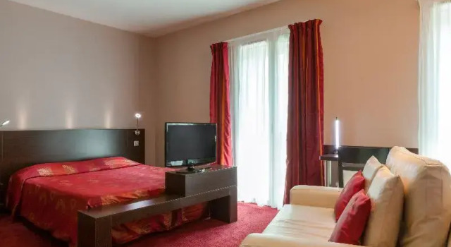 Двухместный номер Standard The Originals City, Hôtel Les Thermes de lAvenue, Dax