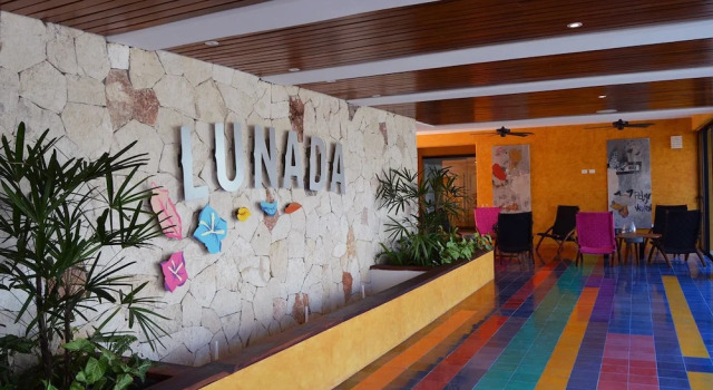 Lunada Apartments