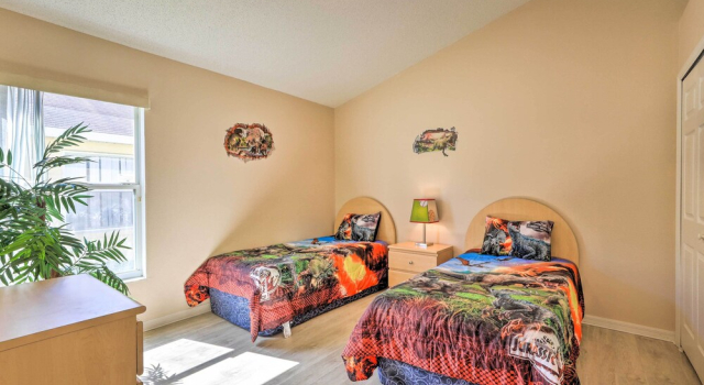 Коттедж Home w/ Private Pool & Hot Tub ~ 4 Mi to Disney!