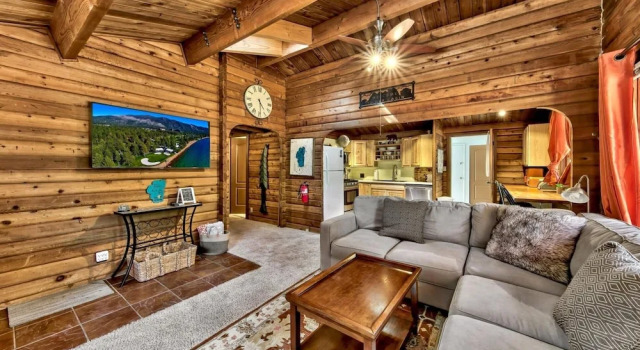 1577a The Tahoe Lazy Bear 3 Bedroom Cabin by RedAwning, Забронировать Дом для отпуска Меверс South Lake Tahoe Area