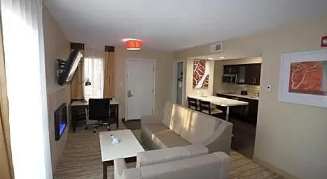 Люкс Hawthorn Suites by Wyndham Southfield