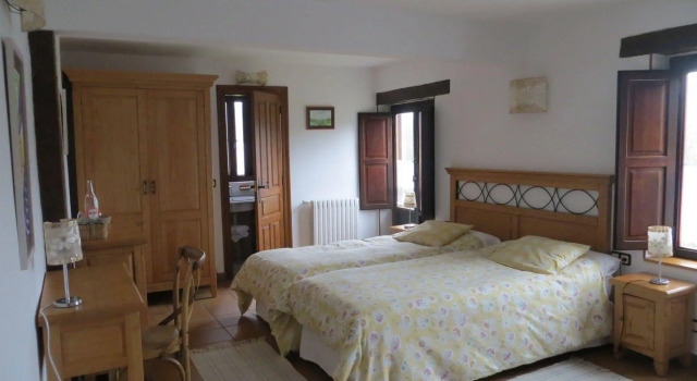 Posada La Charola, Rezerwuj Hotel Valdaliga 