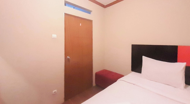Standard appartement Compact 3Br At Gateway Ahmad Yani Cicadas Apartment