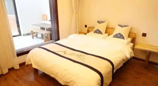 Номер Comfort Eastwood Inn Xian