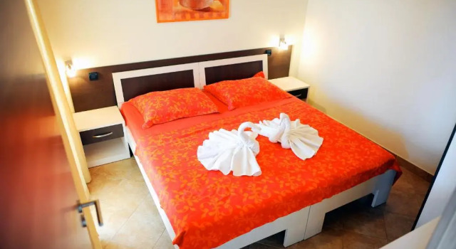 Апартаменты c 1 комнатой с балконом и с видом на море Apartments&Rooms Jelavić