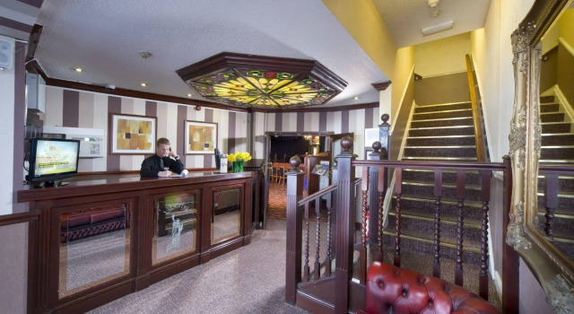 The Caledonian Tower Hotel, Забронировать Отель Отели Блэкпул с парковкой, рядом с Конференц-центр Winter Gardens, Парковка