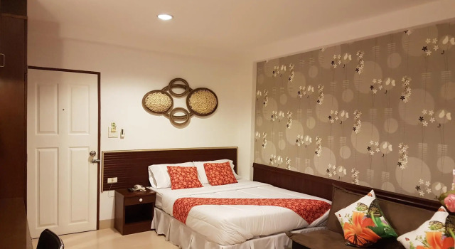 Mild Sign Residence, Забронировать Отель Отели Сансай с парковкой, Парковка