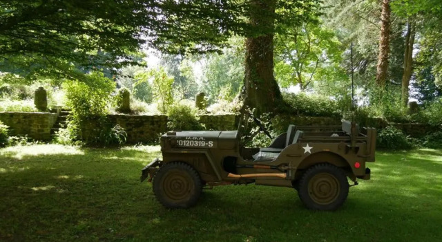 Коттедж с 5 комнатами Magnifique château rénové proche bourg grand parc belle terrasse billard, ping pong, proche Bayeux et plages du débarquement