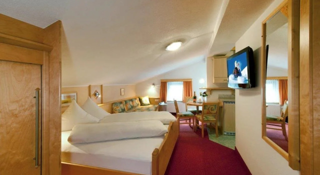 Apart Garni Mirabell, Забронировать Отель Отели Тироля 3 звезды, 3*