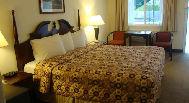 Номер Standard Garden State Inn