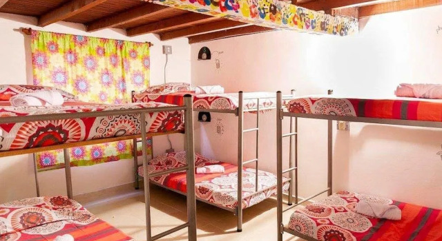 Hostal Monet`s Poblado, Book Hotel Hotels in Antioquia with Breakfast, Breakfasts
