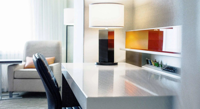 Четырёхместный номер Standard Delta Hotels by Marriott Quebec